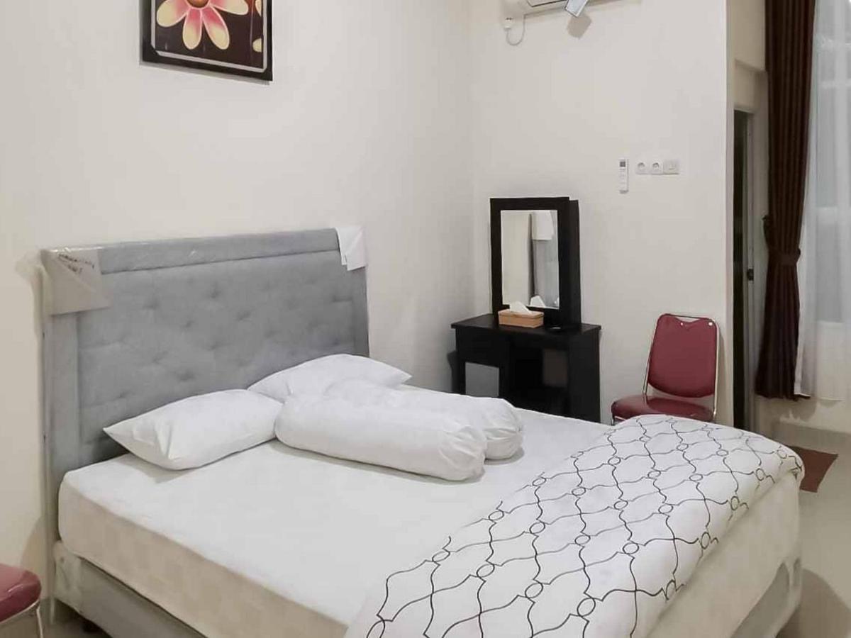 Wisma Talenta Mitra Reddoorz Jakarta Exteriör bild