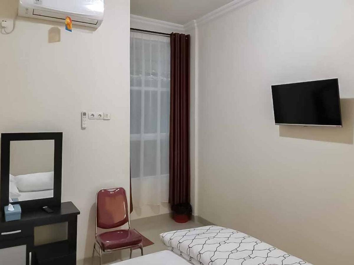 Wisma Talenta Mitra Reddoorz Jakarta Exteriör bild