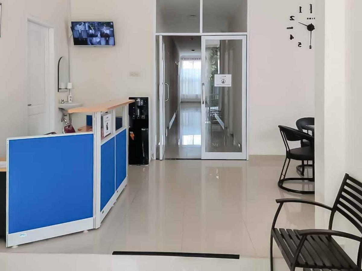 Wisma Talenta Mitra Reddoorz Jakarta Exteriör bild